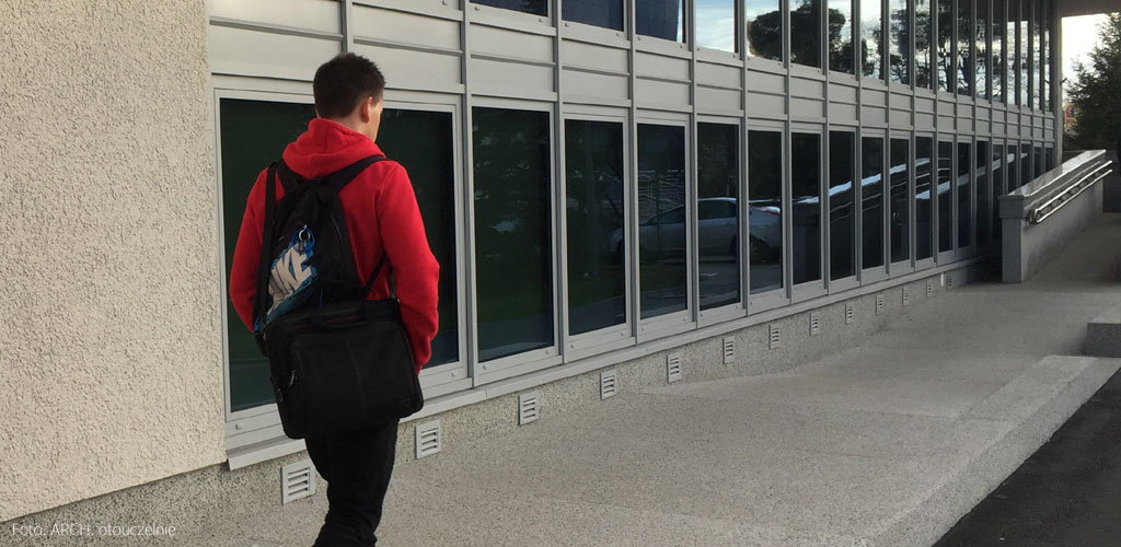 Studia na kierunku Ekonomia w Krakowie. Stacjonarnie czy niestacjonarnie – jaki tryb wybrać?