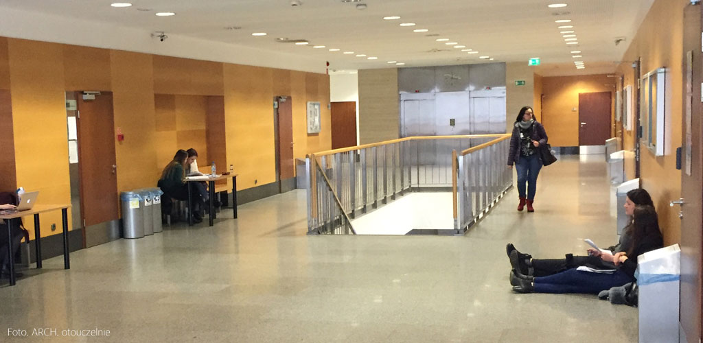 Studia na kierunku informatyka w Szczecinie stacjonarnie czy niestacjonarnie – jaki tryb wybrać?