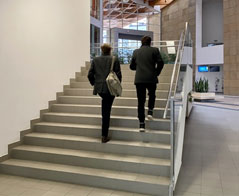 Studia na kierunku dietetyka w Warszawie stacjonarne czy niestacjonarne – jaki tryb wybrać?