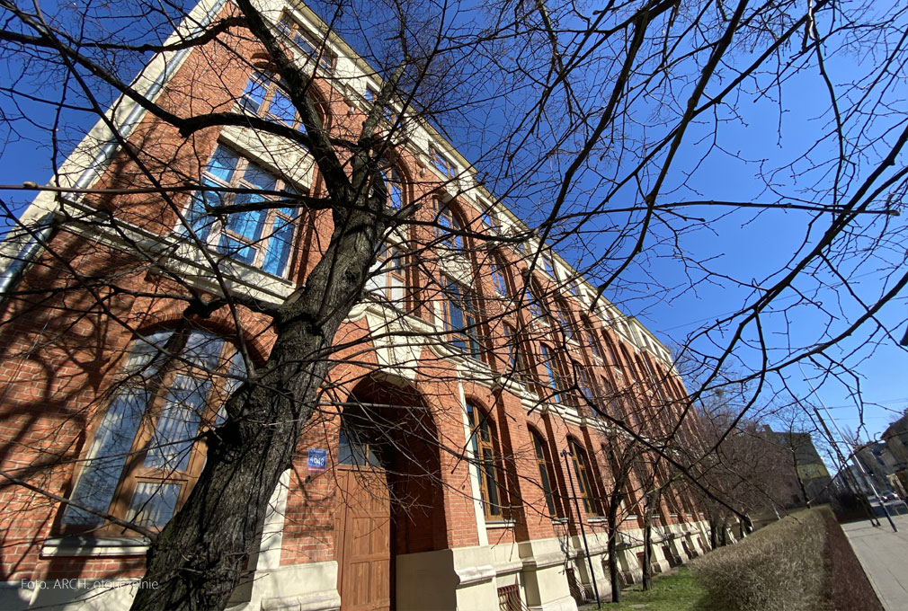 Czy warto iść na studia i wybrać kierunki humanistyczne?