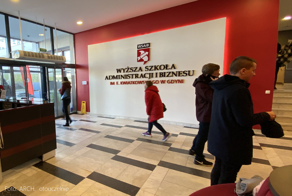 Jaka praca po studiach na kierunkach logistycznych?