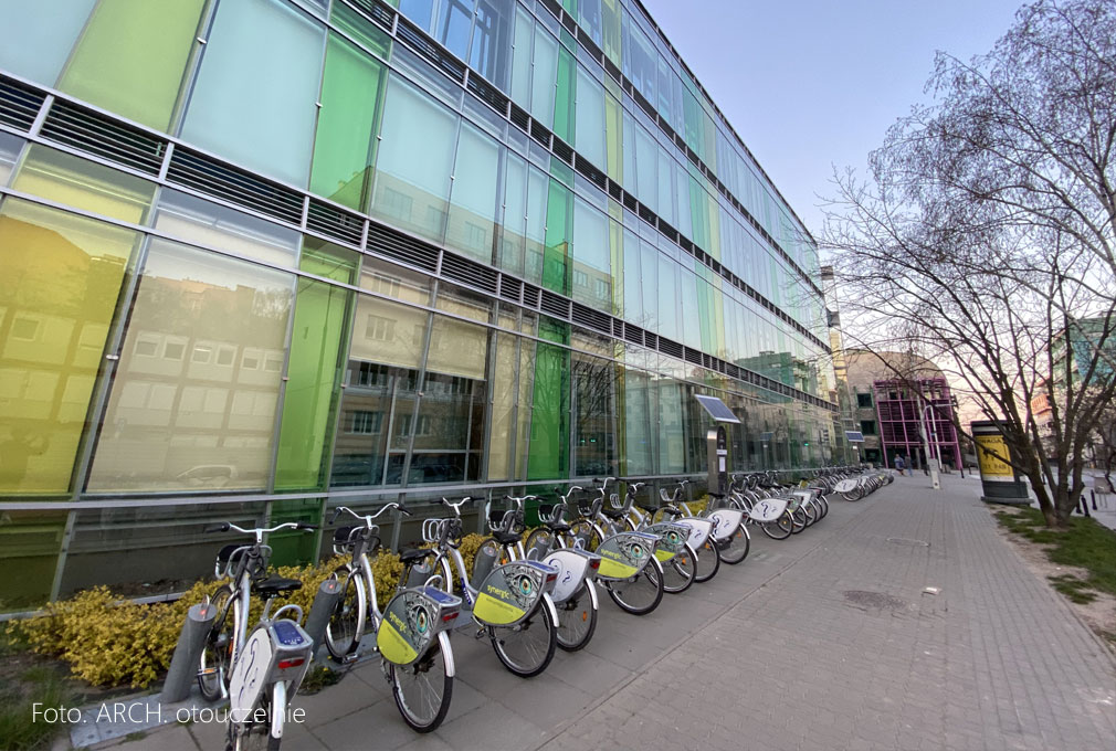 Czy warto iść na studia i wybrać kierunki filologiczne?