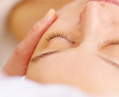 Kosmetologia - Społeczna Akademia Nauk w Łodzi