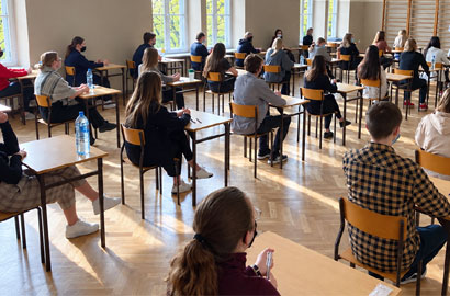 Język angielski matura 2027 – poziom podstawowy