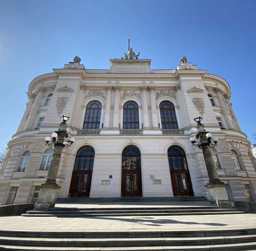 Uczelnie w Warszawie