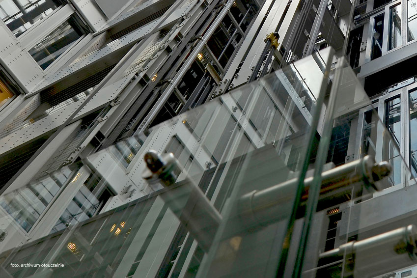 Jaka praca po studiach niestacjonarnych (zaocznych) na kierunku Mechanika i budowa maszyn w Warszawie