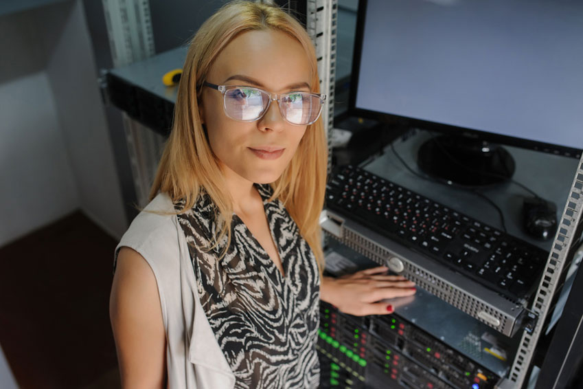 Jaka praca po elektronice i telekomunikacji
