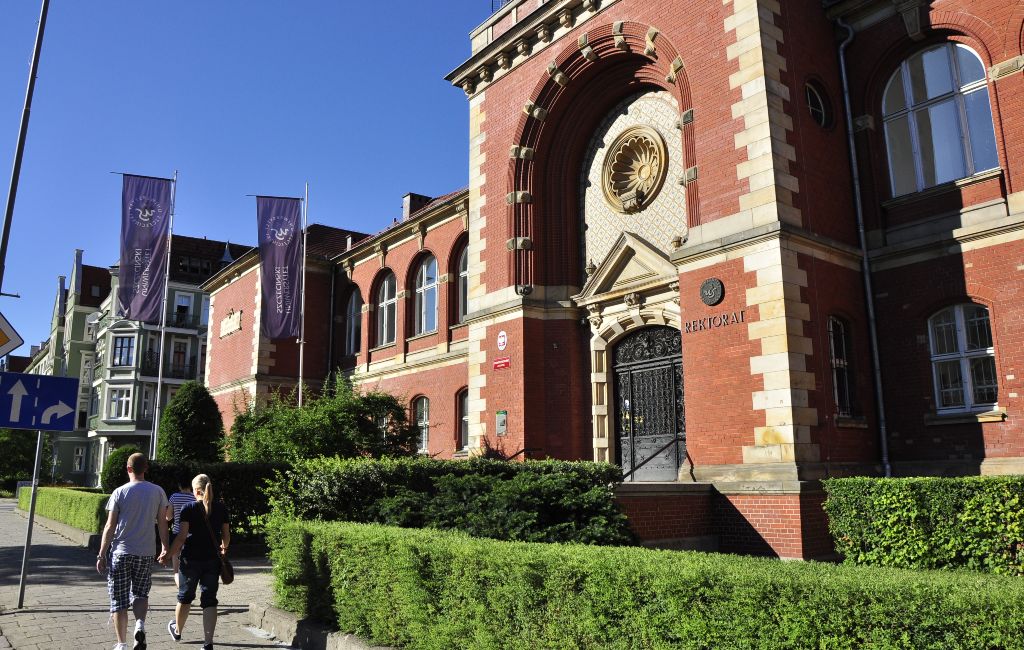 Studia Szczecin - Uniwersytet Szczeciński
