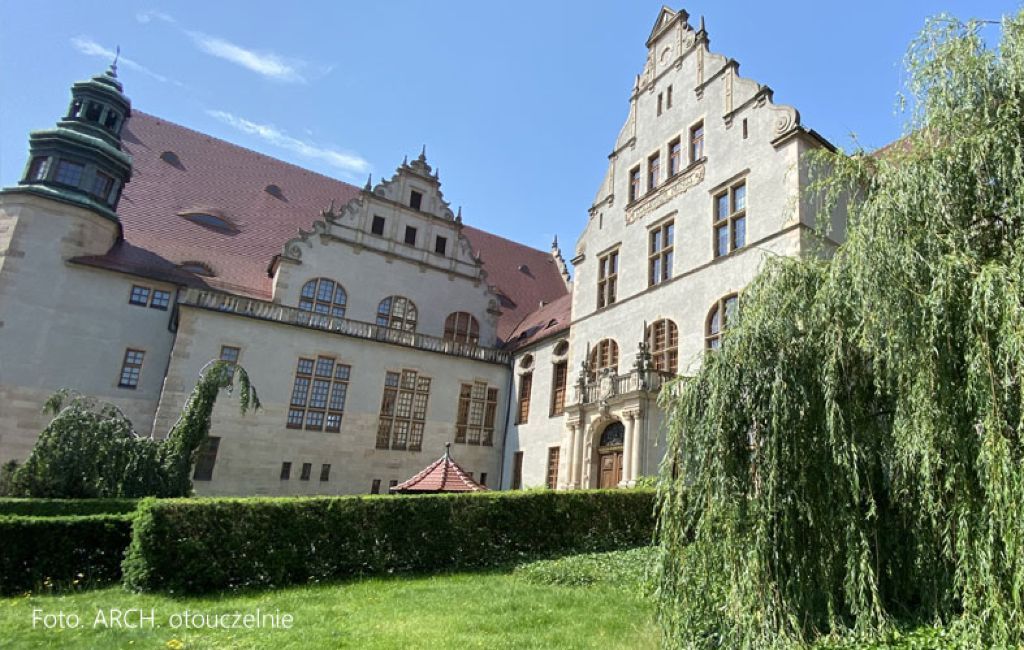 Studia Poznań - Uniwersytet im. Adama Mickiewicza w Poznaniu