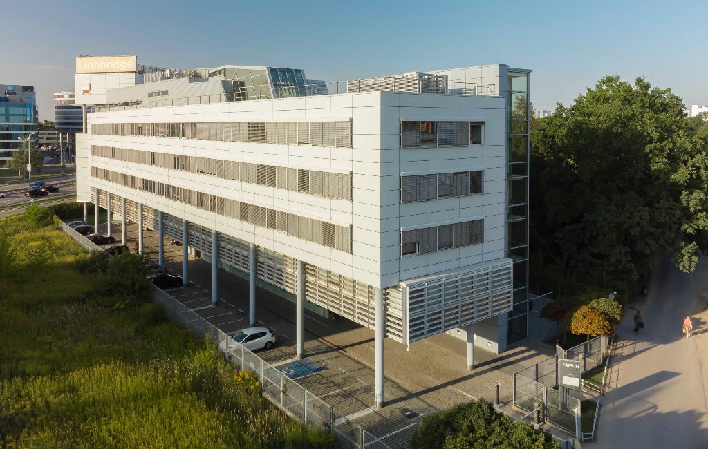 Studia Warszawa - Uczelnia Łazarskiego w Warszawie