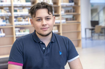 Politechnika Rzeszowska. Student I roku opracowuje system zwiększający bezpieczeństwo samolotów