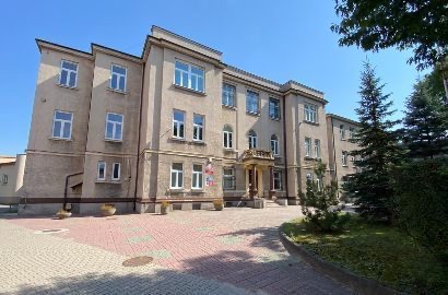 III LO im. płk. Dionizego Czachowskiego