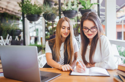Edukacja bez chaosu. Jak technologia porządkuje współczesne studiowanie?