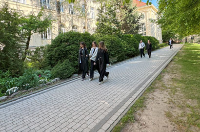 MEN zapowiada zmiany w edukacji. Czy sztuczna inteligencja sprawdzi egzaminy?