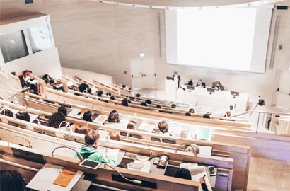 Kadra bez granic. Różnorodność i doświadczenie to fundament jakości kształcenia